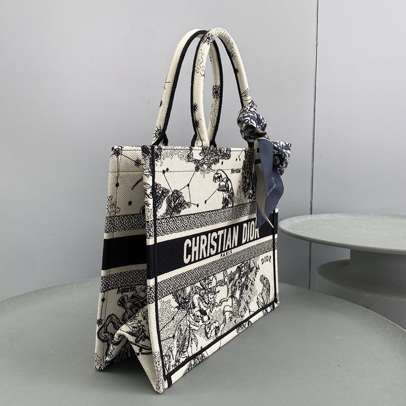 目を惹くカラー ディオール BOOK TOTE コピー ミディアムトートバッグ キウリ dez85857通販