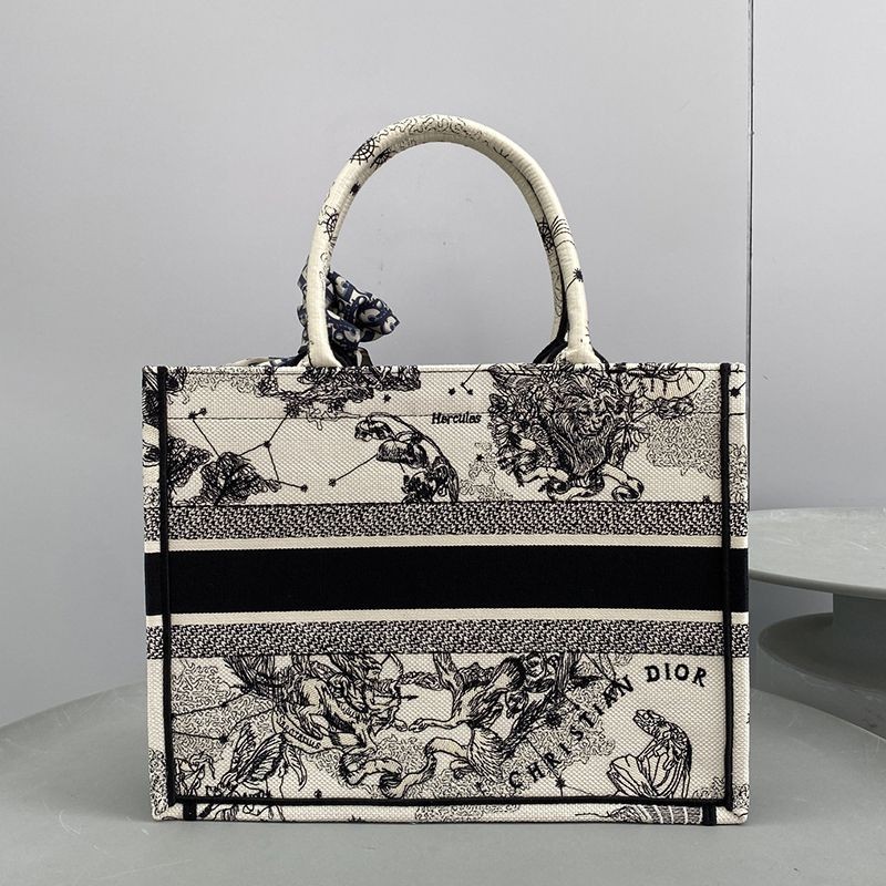 目を惹くカラー ディオール BOOK TOTE コピー ミディアムトートバッグ キウリ dez85857高い品質