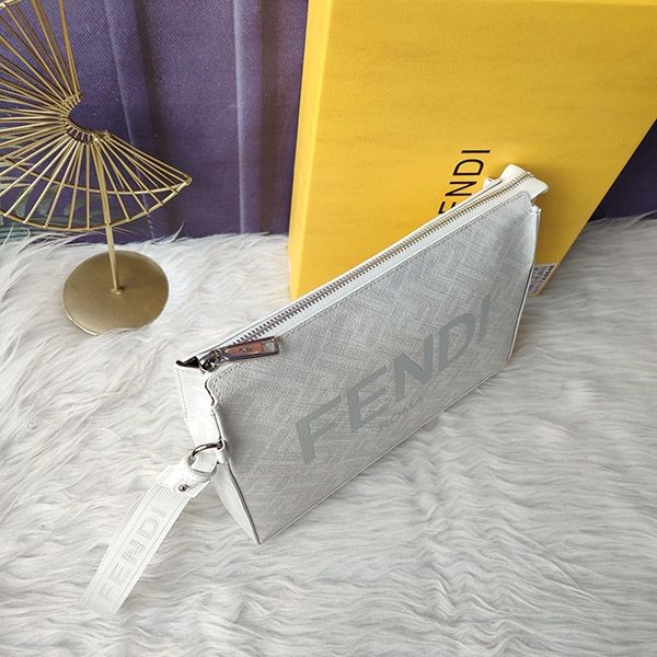 日本未入荷フェンディ コピー☆FFファブリック スリム クラッチバッグ 7VA564AJJ4F1HR7最高級