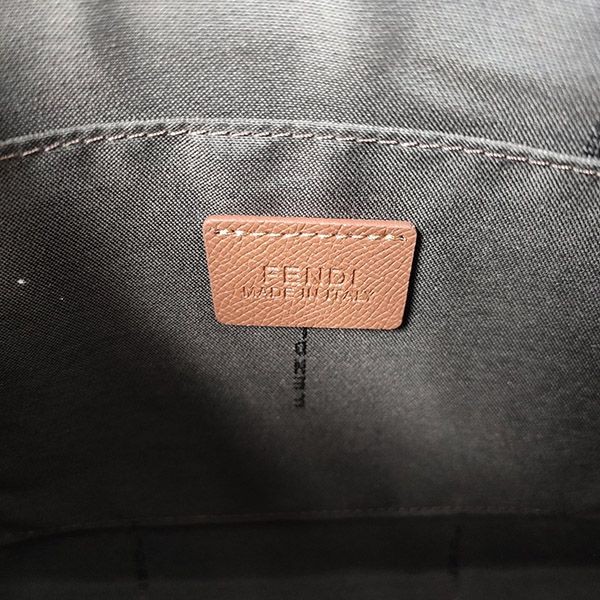 ☆超人気☆フェンディ☆FFファブリック スリム クラッチバッグ コピー 7VA564AJJ4F1HR8代引きを販売