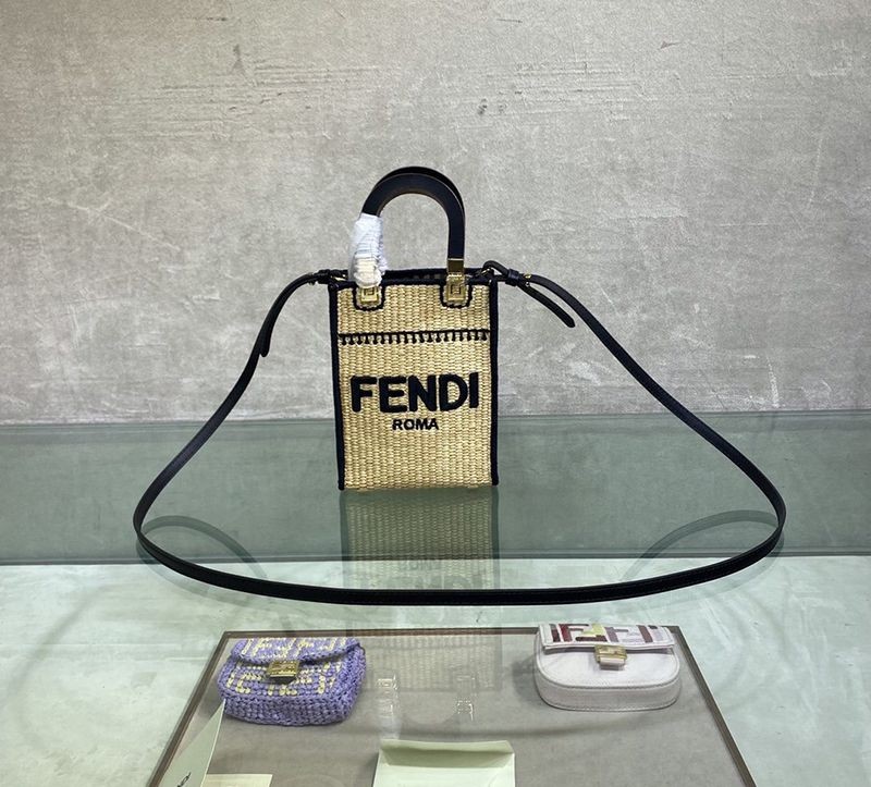 希少色すぐ届 フェンディ ミニショッパーバッグ 偽物 ラフィア 8BS051AFQPF0VPJ通販