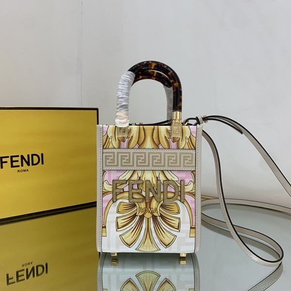 【フェンディ×ヴェルサーチェ コピー】Fendace◆Sunshine Mini ショッパーバッグ FD8051人気