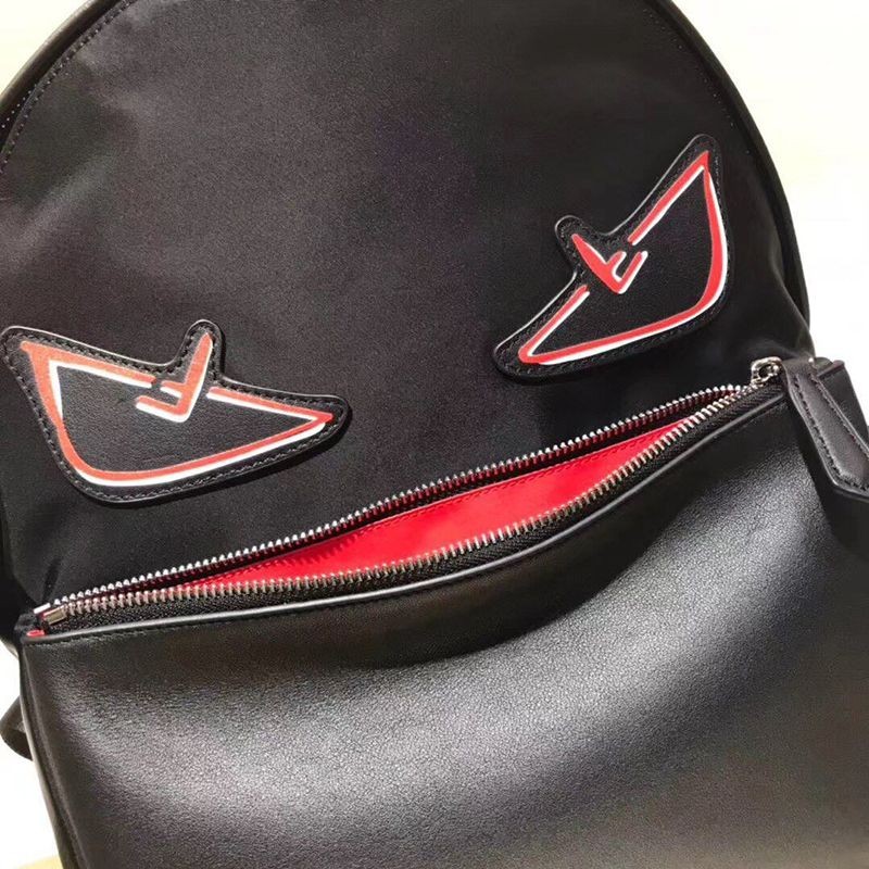 世界中で大人気♪フェンディ バックパック コピー ブラックナイロン★バッグ バグズアイ fee98237N級品