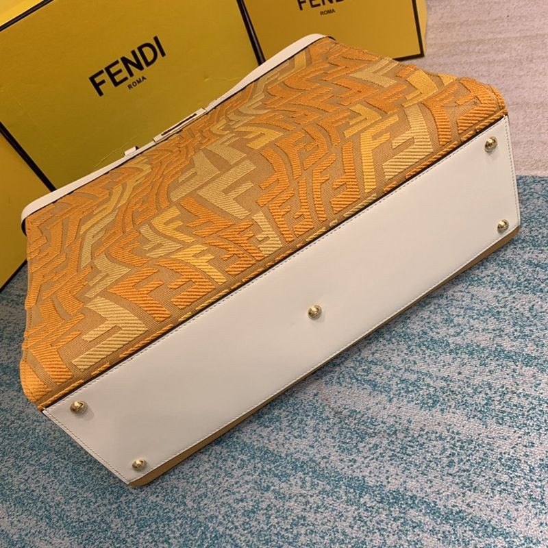 春もの新作フェンディ ピーカブー エックストート 偽物FFウール フィッシュアイ バッグ feh64338品質保証