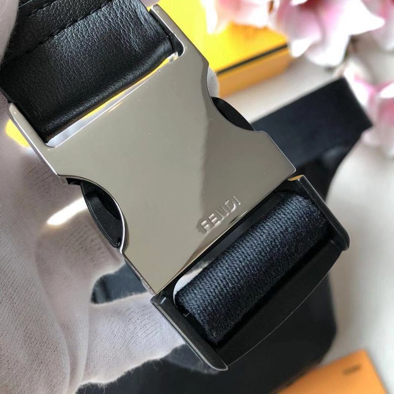 ☆超人気☆フェンディ モノグラムベルトバッグ コピー fel24519N級品