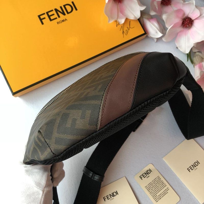 希少色フェンディ モノグラムベルトバッグ 偽物 fem72811代引きを販売