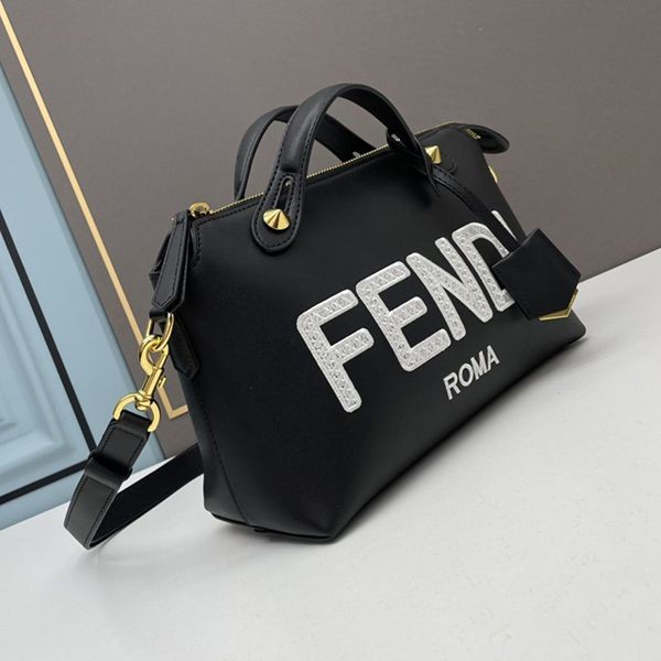 《大人気》フェンディ ショルダーバッグ 偽物 ミディアム BY THE WAY キャンバス 2WAY feo27442通販