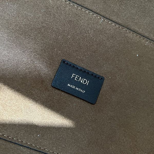 ☆超人気☆フェンディ サンシャイン ミディアム レザー ショッパーバッグ コピー fep53986N級品