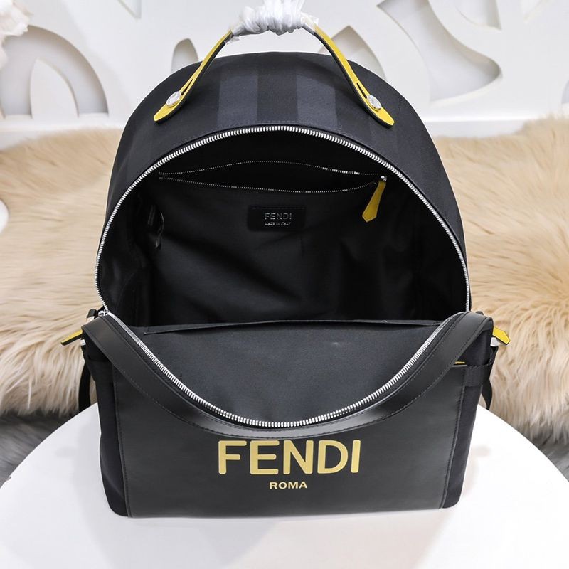 ☆超人気☆フェンディ エッセンシャル バックパック コピー ブラックナイロン バックパック fep84052品質保証