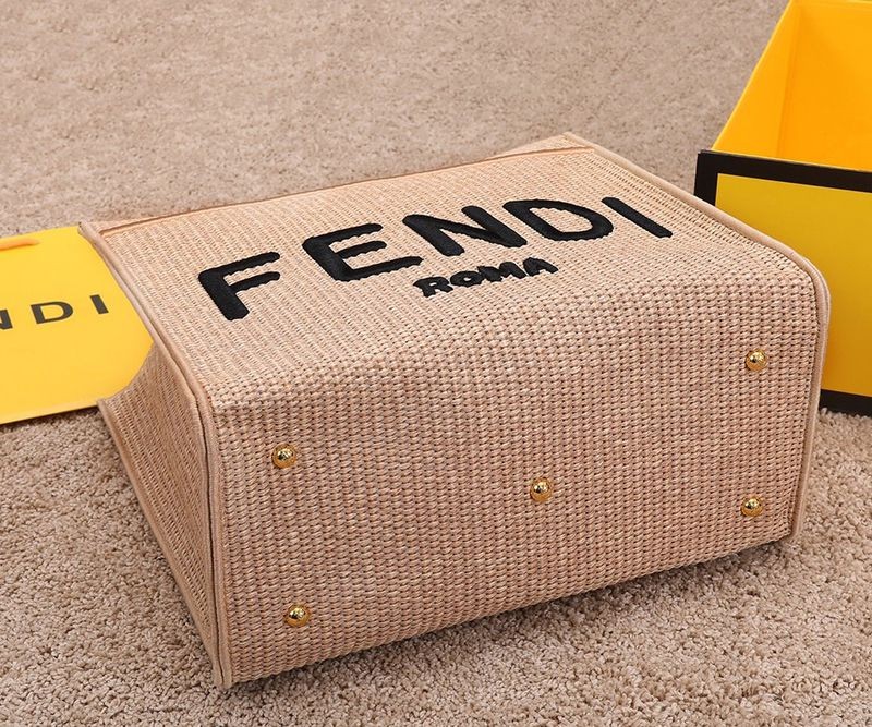 可愛いフェンディ サンシャイン コピー ミディアム コットンクロシェ ショッパー fer72894N級品