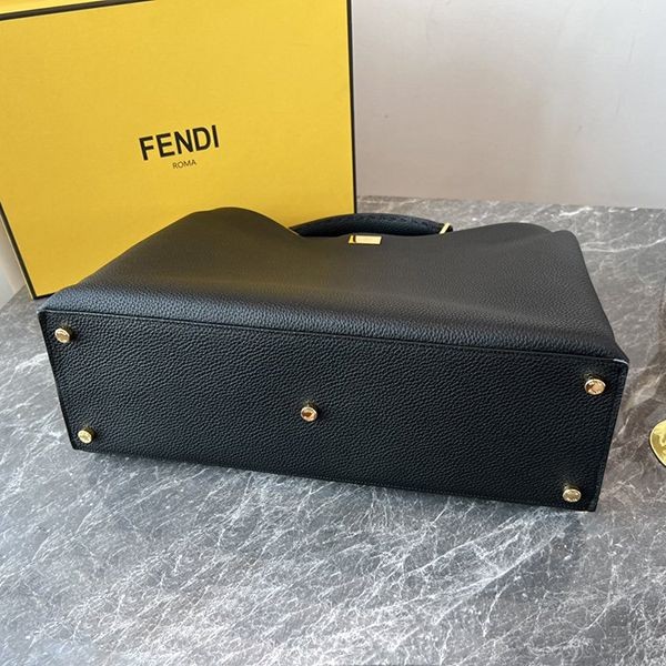 フェンディ ピーカブー コピー アイシーユー ミディアム fes63108品質保証