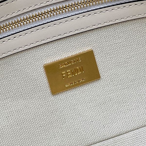 最安値挑戦 フェンディ バゲット FFキャンバス コピー feu03986N級品