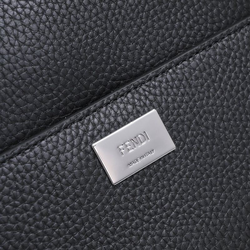超話題!フェンディ 偽物 ピーカブー バックパック feu08049高い品質