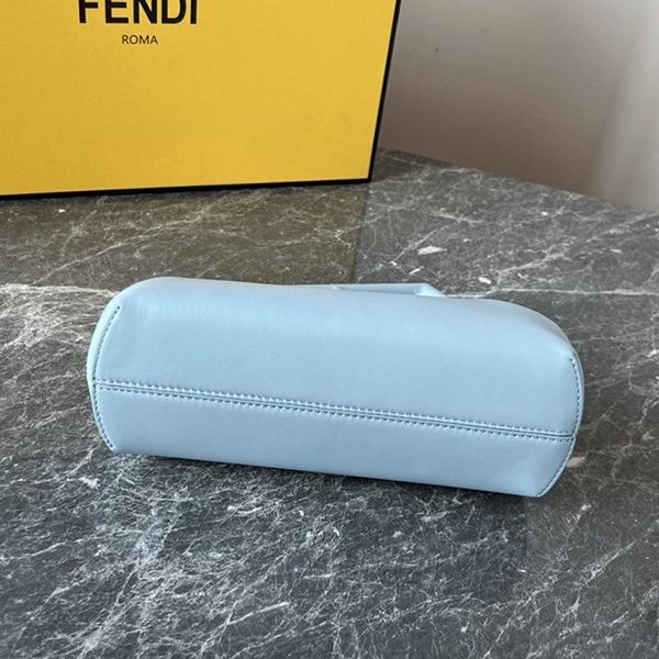 【大特価】フェンディ ファースト スモール 偽物ショルダーバッグ feu82374品質保証