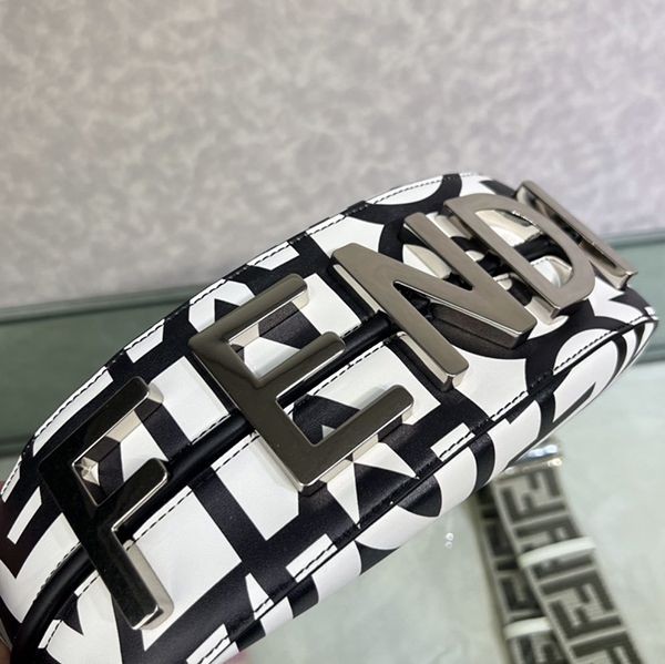 フェンディ ROMAカプセル プリント レザー バッグ コピー fev03686高い品質
