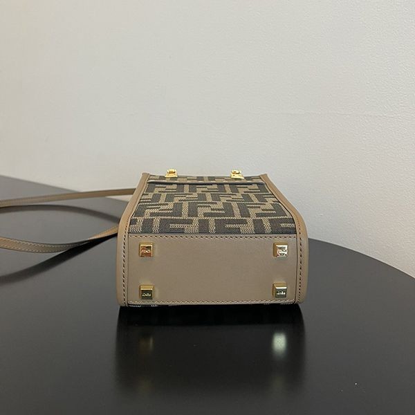 フェンディ ブラウン FF ファブリックミニバッグ コピー fev32185代引きを販売