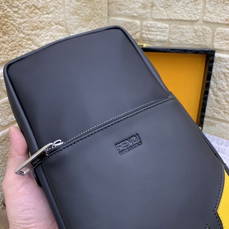 超話題!フェンディ バッグ バグズ コピー ナイロンワンショルダーバックパック fev49424N級品