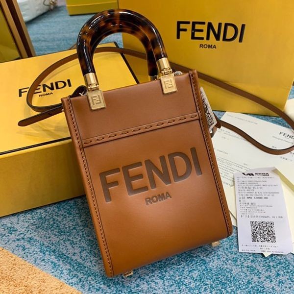 フェンディ レディース サンシャイン ショッパー コピー ミニバッグ fey30862N級品