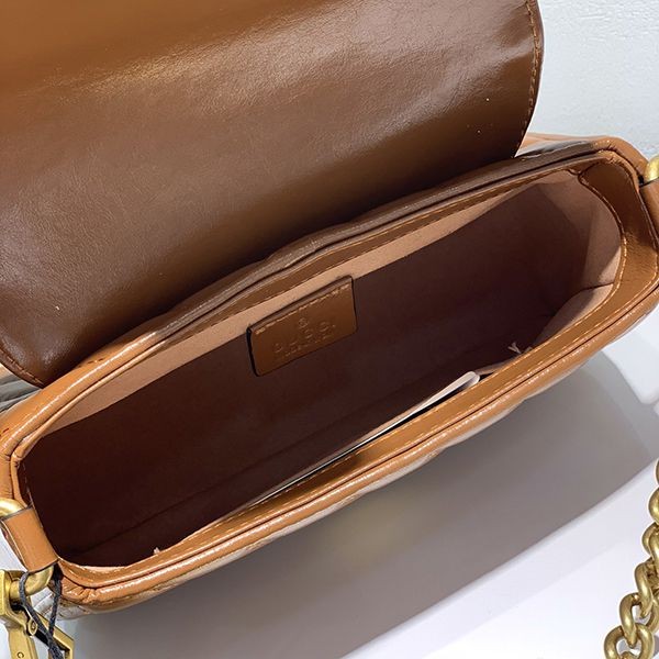 n級品 おすすめグッチ 偽物 ミニ トップハンドルバッグ GGマーモント 5835710OLFT2535高い品質