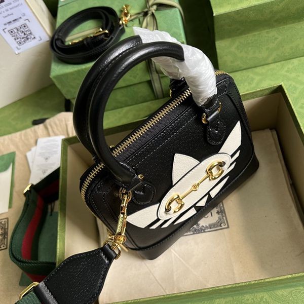 話題コラボ アディダス×グッチ コピー ホースビット1955 ミニバッグ 677212U3ZDG8726 677212U3ZDG8726高い品質