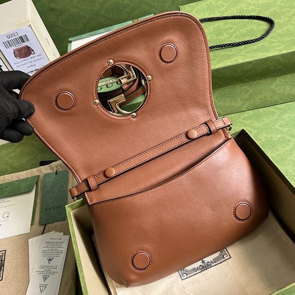 稀少★可愛い★ グッチ ラウンド GGロゴ スモール ショルダーバッグ コピー 3色 699268UXX0G9022代引きを販売