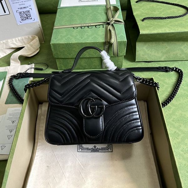お洒落グッチ GGマーモント ミニトップハンドルバッグ コピー 702563DTDFV1000