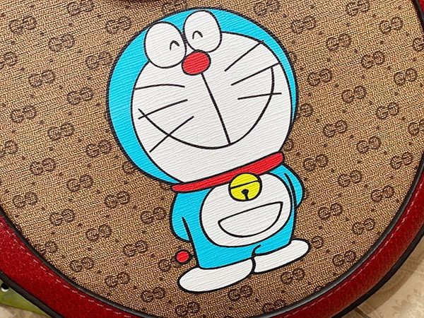 【ドラえもん x グッチ】ショルダーバッグコピーgg210820009人気