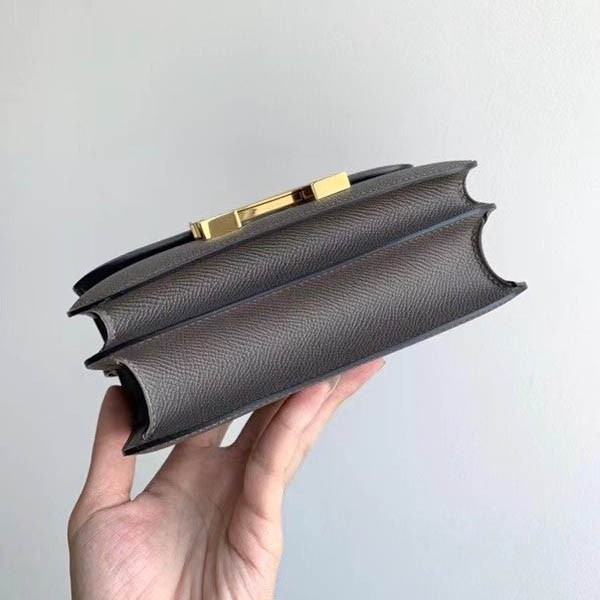 エルメス 偽物 コンスタンス ミニ ゴールド金具 ere62939高い品質