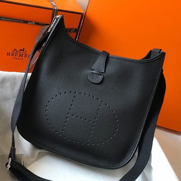 完売必至 エルメス エヴリン 偽物 28 TPM 超限定♪ ere63050