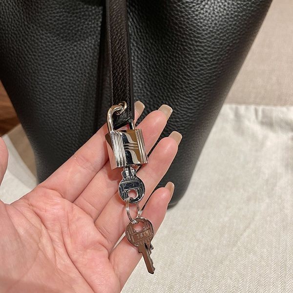 エルメス ハンドバッグ ピコタンロック コピー MM シルバー金具 erj92546高い品質