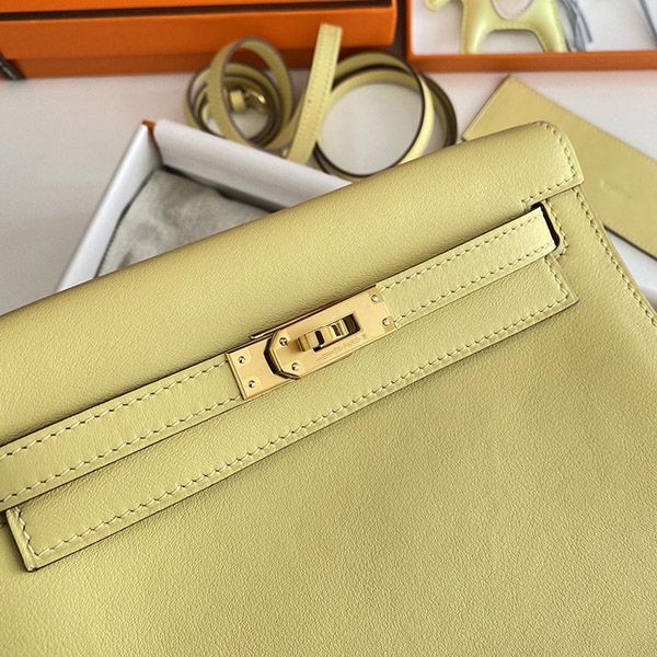 21-22AWエルメス コピー ケリーダンス 22cm イエロー 内縫 2色金具 erl04792代引きを販売