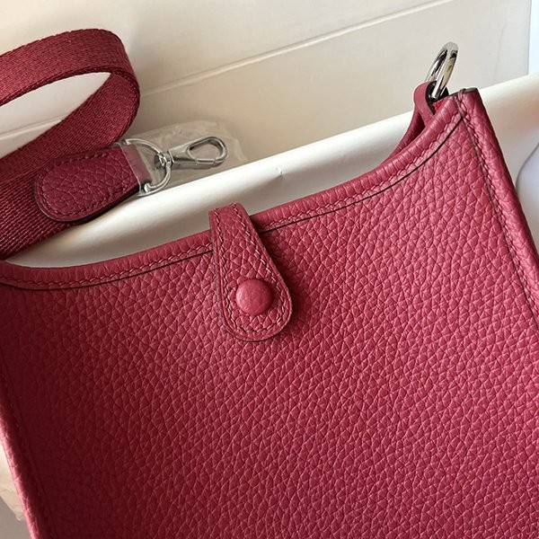 高品質 エルメス エブリン 偽物人気ミニ 17 TPM ノワール シルバー erl68564最高級