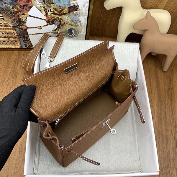 注目度抜群！エルメス ケリー 25 偽物 シルバー金具 erm56046代引きを販売