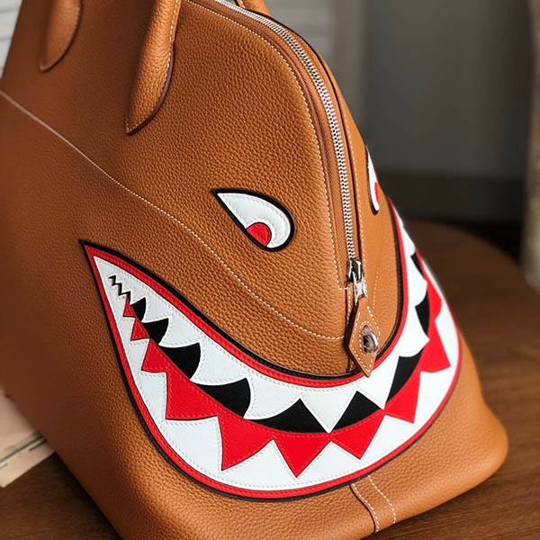 大人気!人気エルメス ボリード シャーク 偽物 45cm ゴールド erm84120最高級