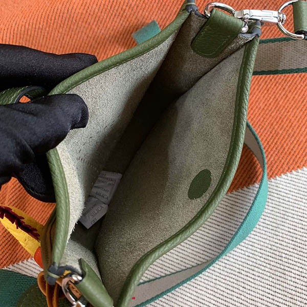 エルメス エヴリン アマゾン TPM コピー クレマンス シルバー金具 ern17776 信用第一代引きを販売