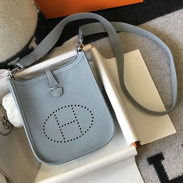 大人気！エルメス エヴリン TPM 16 ショルダーバッグ 偽物 ero18156通販