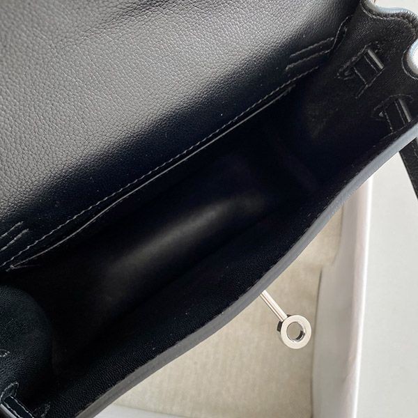 送料込エルメス 偽物 ケリーダンス 22cm 内縫 2色金具 erq04805人気