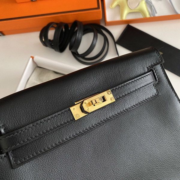 送料込エルメス 偽物 ケリーダンス 22cm 内縫 2色金具 erq04805代引きを販売