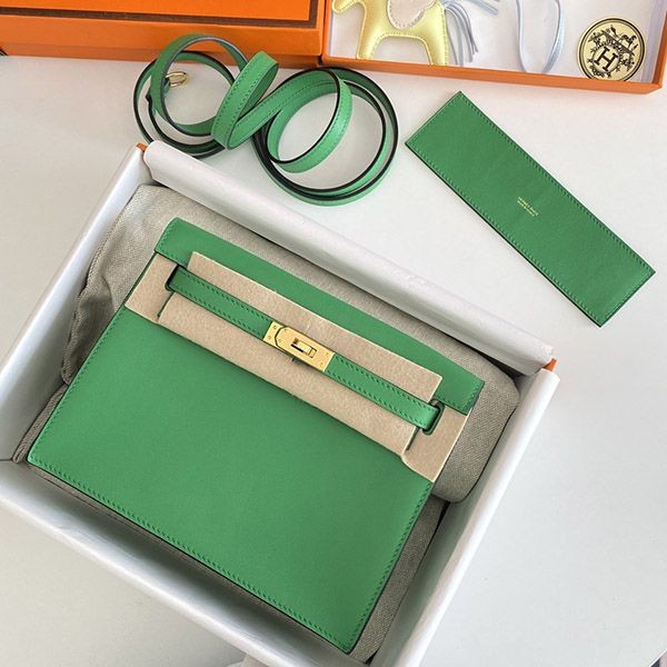 日本未入荷エルメス スーパーコピー ケリーダンス 22cm グリーン 内縫 2色金具 err32869最高級
