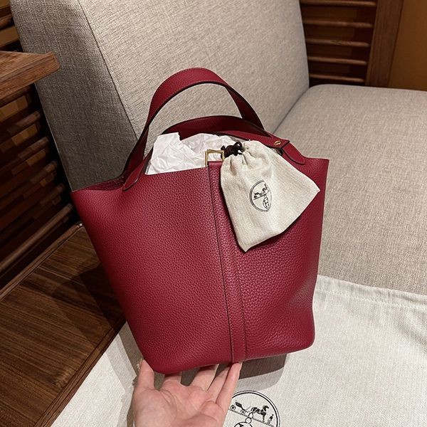 送料込 エルメス ハンドバッグ 偽物 ピコタン ロック 18 ボルドー eru14569
