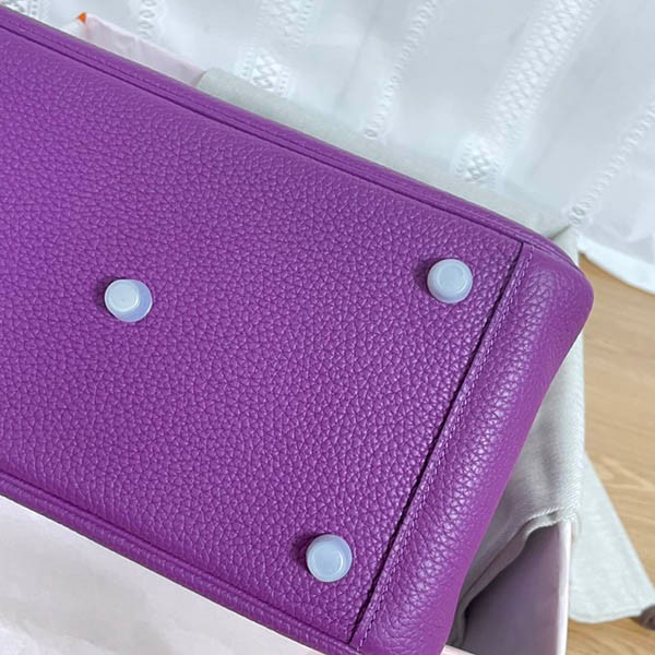 送料込 エルメス リンディ コピー 26cm トリヨンクレマンス 2色金具 ery67958N級品