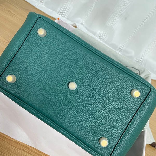 超話題!エルメス コピー リンディ 26cm トリヨンクレマンス 2色金具 erz38262激安通販サイト