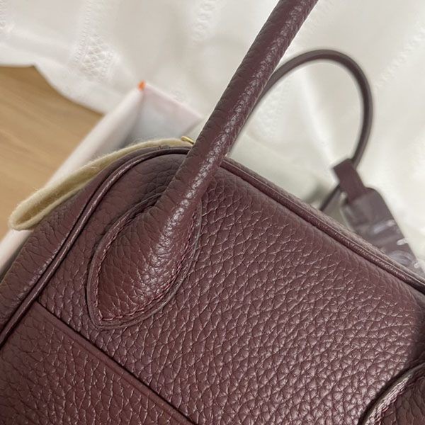 目を惹くカラー エルメス リンディ26 Lindyシルバー トリヨンクレマンス erz53513最高級