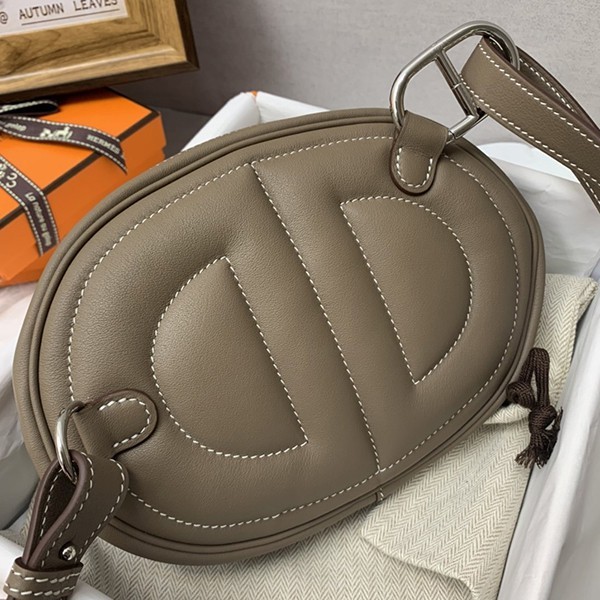 《超高級で超レア品☆》エルメス イン・ザ・ループコピーベルトバッグhe25018激安送料無料