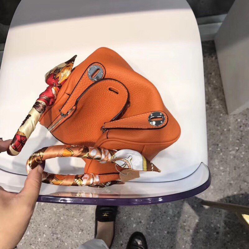 エルメス リンディ ミニ ヴェルソ コピー スイフト シルバー金具he26032高い品質