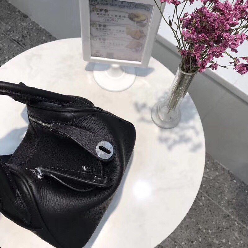 エルメス リンディ ミニ ヴェルソコピー スイフト シルバー金具he26037人気