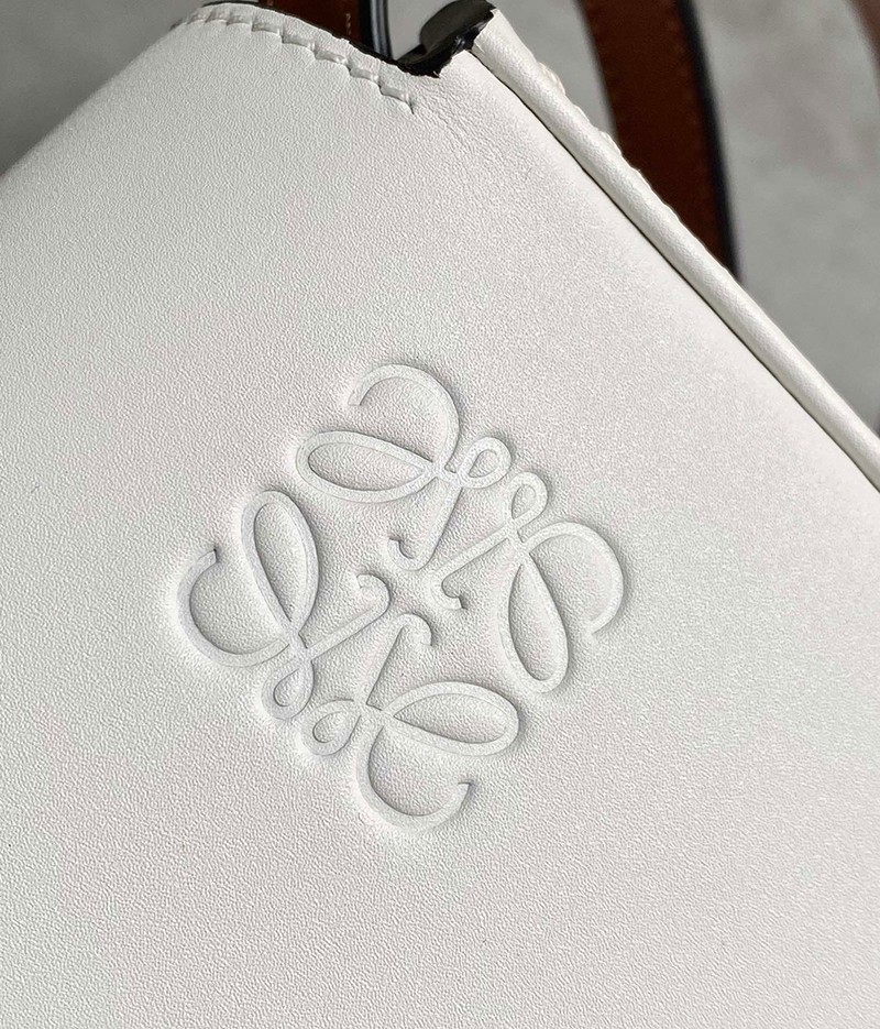 ★日本!!人気！ロエベ ショルダーバッグ コピー レディース 2WAYハンド lob79508激安送料無料
