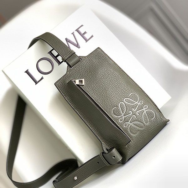 超話題!ロエベ ショルダーバッグ 偽物 log37138代引きを販売