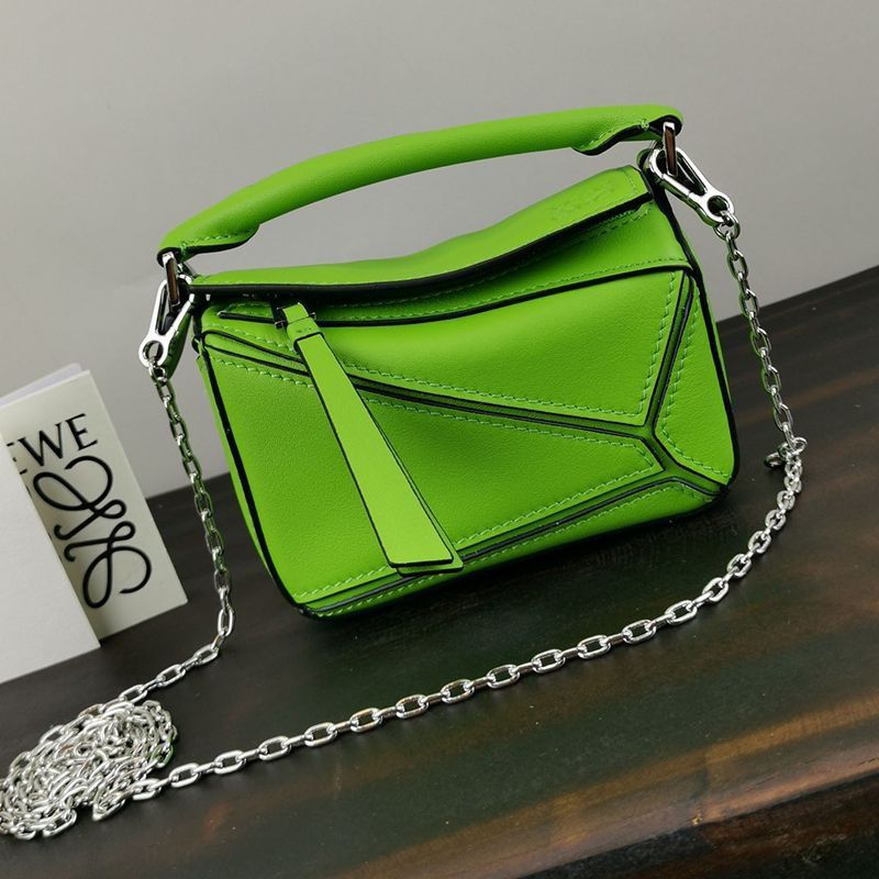 希少色ロエベ 偽物★クラシッパズルナノバッグ★Puzzle nano bag lol91019通販