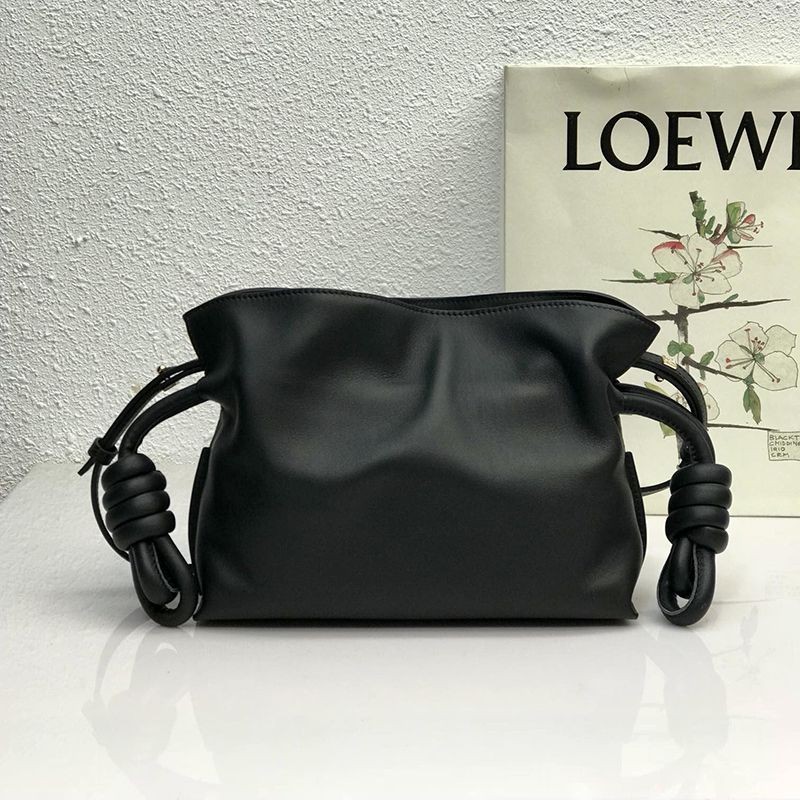 日本未入荷新作★ロエベ コピー★フラメンコ クラッチ ミニ ナパ カーフスキン lom42588通販